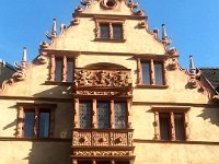 17  La maison des têtes - Construite en 1609 - restaurée en 1738