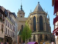 1  La collégiale Saint Martin construite de 1235 à 1365