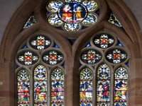 16  Vitrail du transept sud