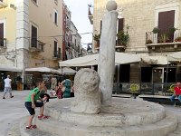 14  Colonne Infame et lion de justice