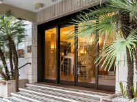 2  Palace Hotel