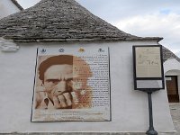 6  Vitonofrio Lippolis