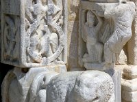 24  Lion traditionnel des cathédrales romanes des Pouilles