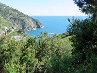 Au loin le port de Riomaggiore