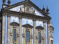 14  Les azulejos de sa façade sont de Jorge Colaço