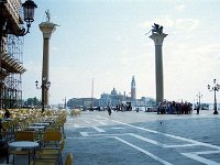 32b  Les 2 colonnes de la Piazzetta où étaient exécutés les condamnés d'origine noble